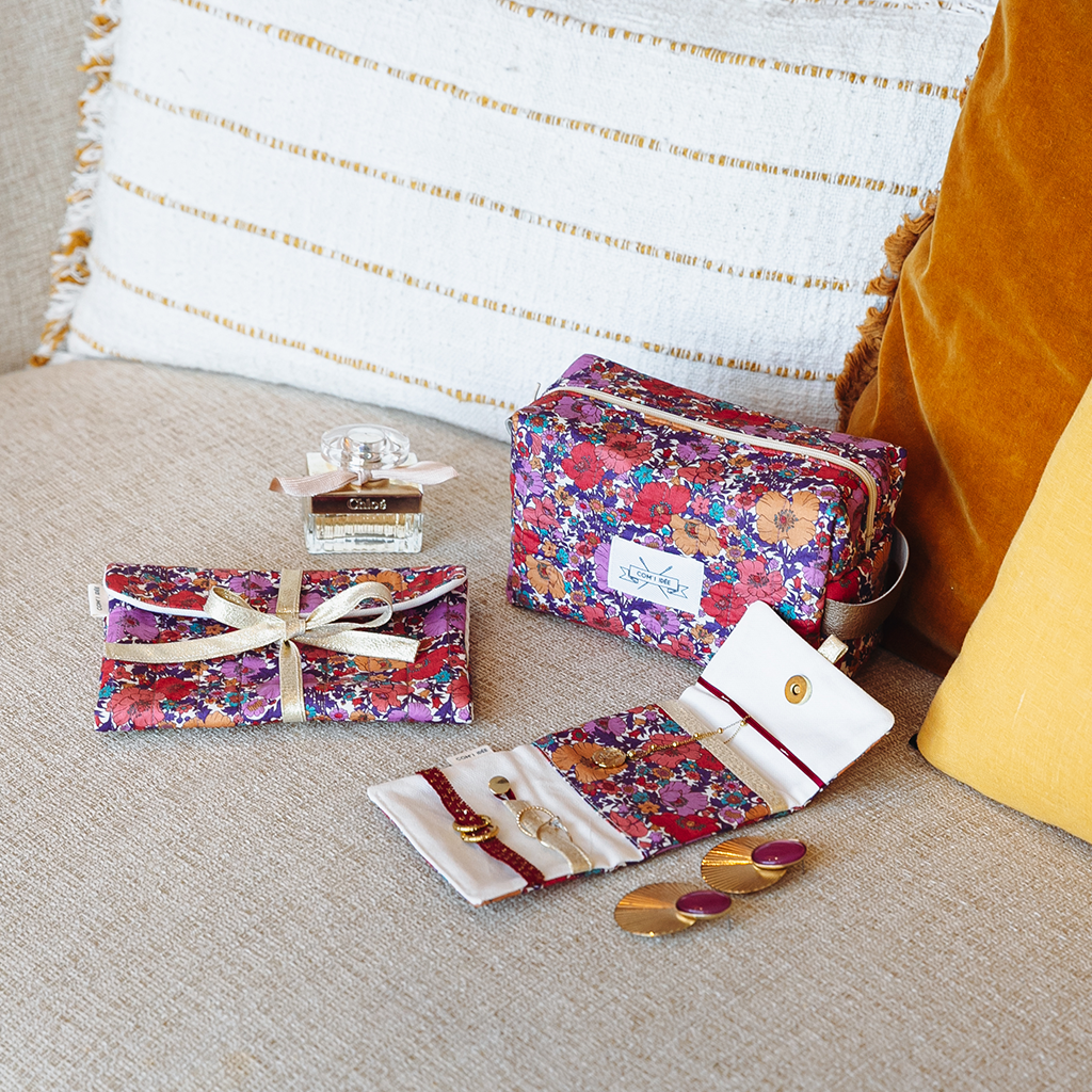 Beauty Pouch Kit | Coraline