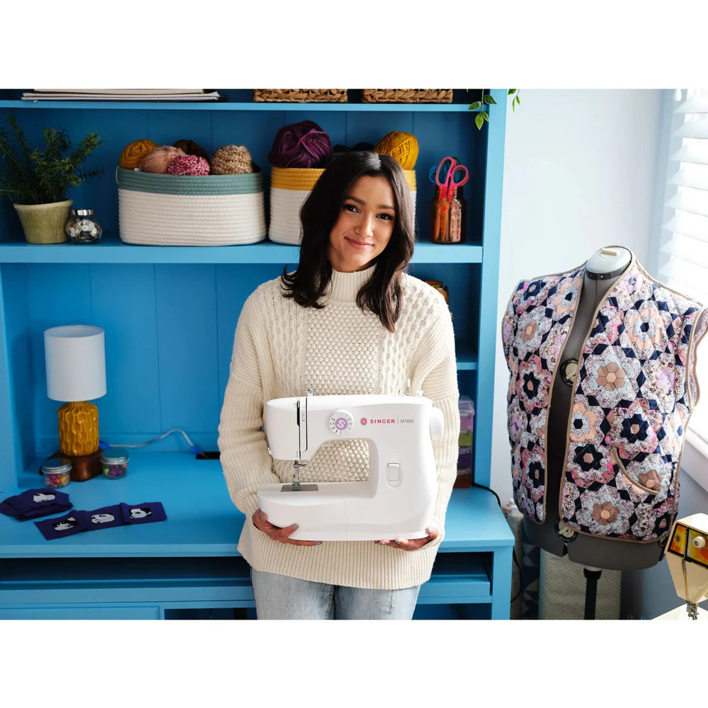 Máquina de Costura SINGER M1605